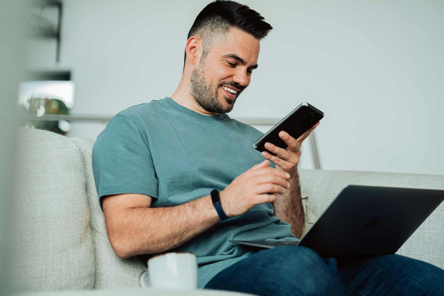 Consulenza finanziaria personalizzata presso l'ufficio ionneraevo